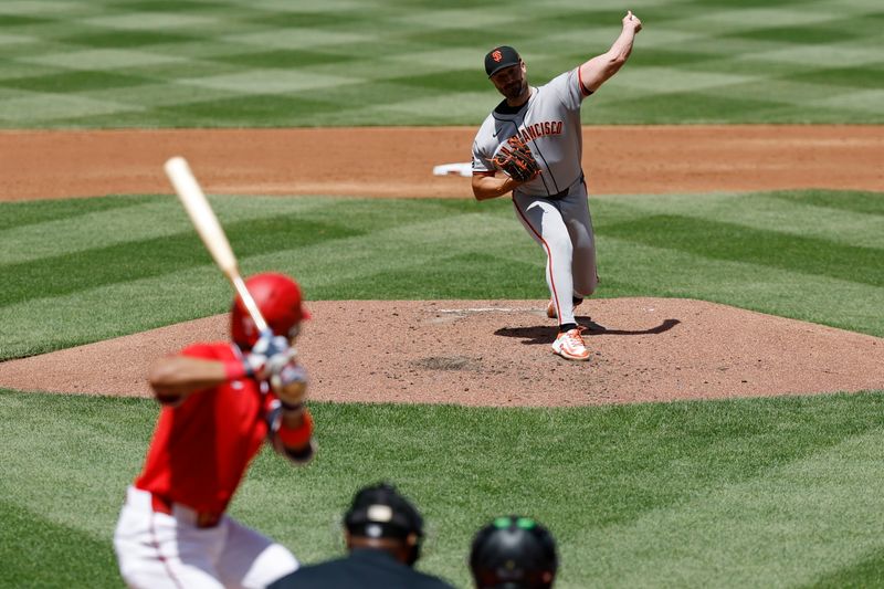 May 25, 2025; Washington, District of Columbia, USA; San Francisco Giants starting pitcher Robbie Ray (38) pitches against Washington Nationals shortstop Nasim Nuñez (26) during the third inning at Nationals Park. Mandatory Credit: Geoff Burke-Imagn Images