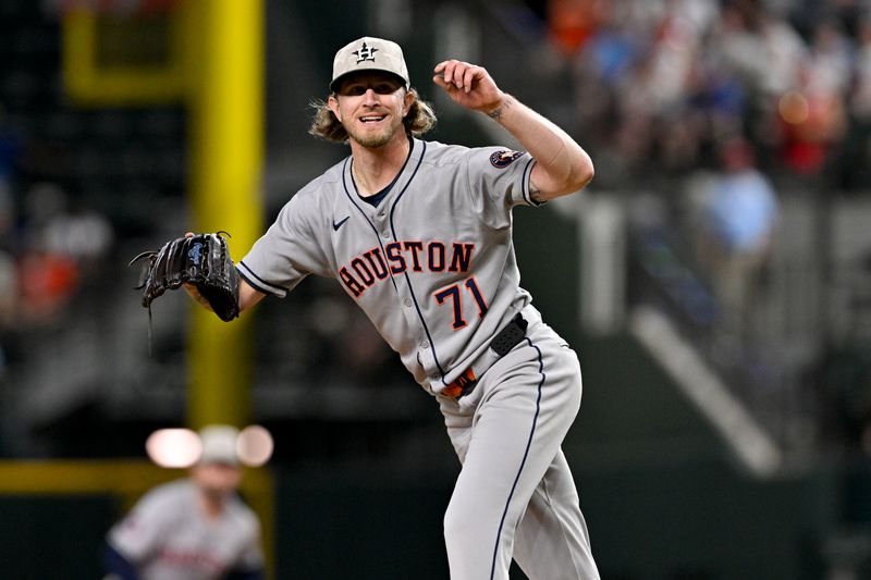 May 16, 2025; Arlington, Texas, USA; Houston Astros relief pitcher Josh Hader (71) pitches against the Texas Rangers during the ninth inning at Globe Life Field. Mandatory Credit: Jerome Miron-Imagn Images