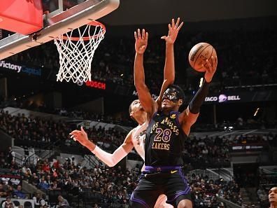 SAN ANTONIO, TX - DECEMBER 15:  Rui Hachimura #28 of the Los Angeles Lakers goes to the basket during the game on December 15, 2023 at the Frost Bank Center in San Antonio, Texas. NOTE TO USER: User expressly acknowledges and agrees that, by downloading and or using this photograph, user is consenting to the terms and conditions of the Getty Images License Agreement. Mandatory Copyright Notice: Copyright 2023 NBAE (Photos by Andrew D. Bernstein/NBAE via Getty Images)