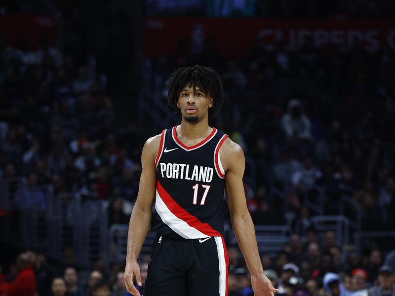 LOS ANGELES, CALIFORNIA - DECEMBER 11:  Shaedon Sharpe #17 of the Portland Trail Blazers at Crypto.com Arena on December 11, 2023 in Los Angeles, California.  NOTE TO USER: User expressly acknowledges and agrees that, by downloading and/or using this photograph, user is consenting to the terms and conditions of the Getty Images License Agreement. (Photo by Ronald Martinez/Getty Images)