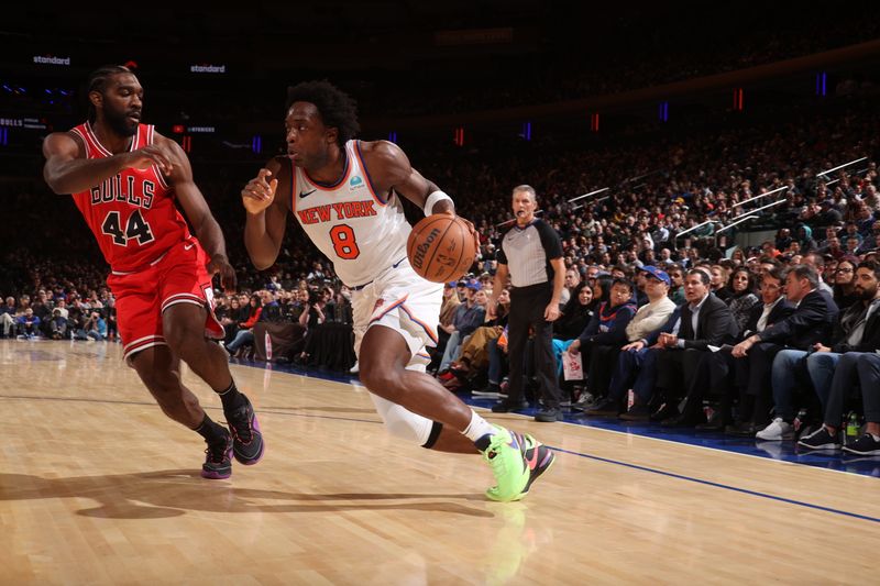 NEW YORK, NY - JANUARY 3: OG Anunoby #8 of the New York Knicks drives to the basket during the game against the Chicago Bulls on January 3, 2024 at Madison Square Garden in New York City, New York.  NOTE TO USER: User expressly acknowledges and agrees that, by downloading and or using this photograph, User is consenting to the terms and conditions of the Getty Images License Agreement. Mandatory Copyright Notice: Copyright 2024 NBAE  (Photo by Nathaniel S. Butler/NBAE via Getty Images)