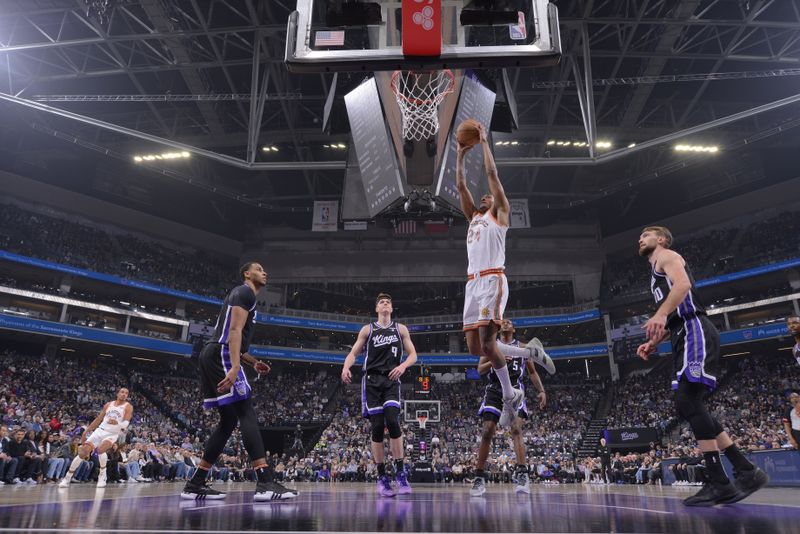 SACRAMENTO, CA - MARCH 7: Devin Vassell #24 of the San Antonio Spurs dunks the ball during the game against the Sacramento Kings on March 7, 2024 at Golden 1 Center in Sacramento, California. NOTE TO USER: User expressly acknowledges and agrees that, by downloading and or using this Photograph, user is consenting to the terms and conditions of the Getty Images License Agreement. Mandatory Copyright Notice: Copyright 2024 NBAE (Photo by Rocky Widner/NBAE via Getty Images)