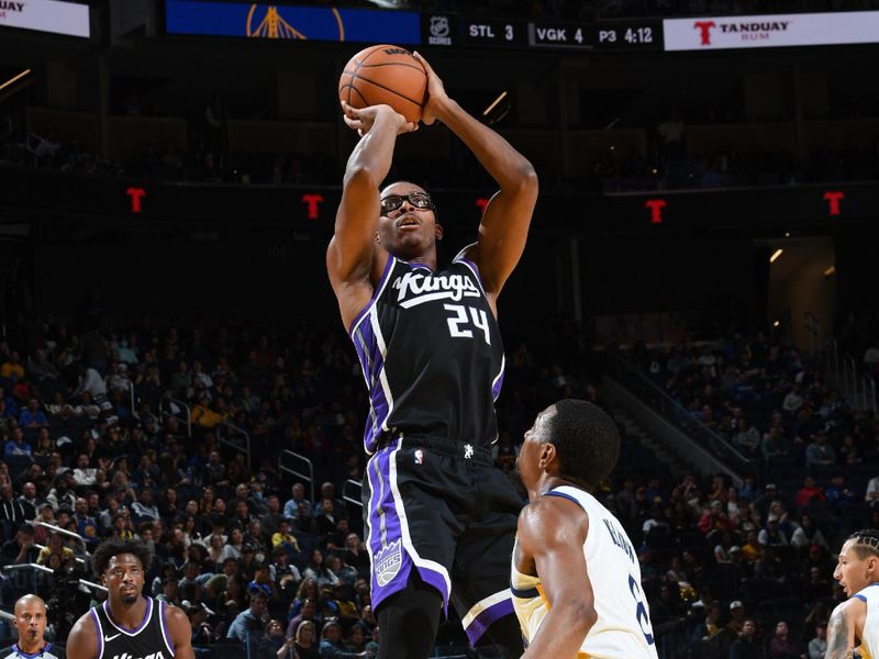 SAN FRANCISCO, CA - OCTOBER 11: Isaiah Crawford #24 of the Sacramento Kings shoots the ball during the game against the Golden State Warriors during a NBA Preseason game on October 11, 2024 at Chase Center in San Francisco, California. NOTE TO USER: User expressly acknowledges and agrees that, by downloading and or using this photograph, user is consenting to the terms and conditions of Getty Images License Agreement. Mandatory Copyright Notice: Copyright 2024 NBAE (Photo by Noah Graham/NBAE via Getty Images)