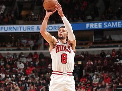 CHICAGO, IL - NOVEMBER 6: Zach LaVine #8 of the Chicago Bulls three point basket against the Utah Jazz on November 6, 2023 at the United Center in Chicago, Illinois. NOTE TO USER: User expressly acknowledges and agrees that, by downloading and or using this Photograph, user is consenting to the terms and conditions of the Getty Images License Agreement. Mandatory Copyright Notice: Copyright 2023 NBAE (Photo by Gary Dineen/NBAE via Getty Images).