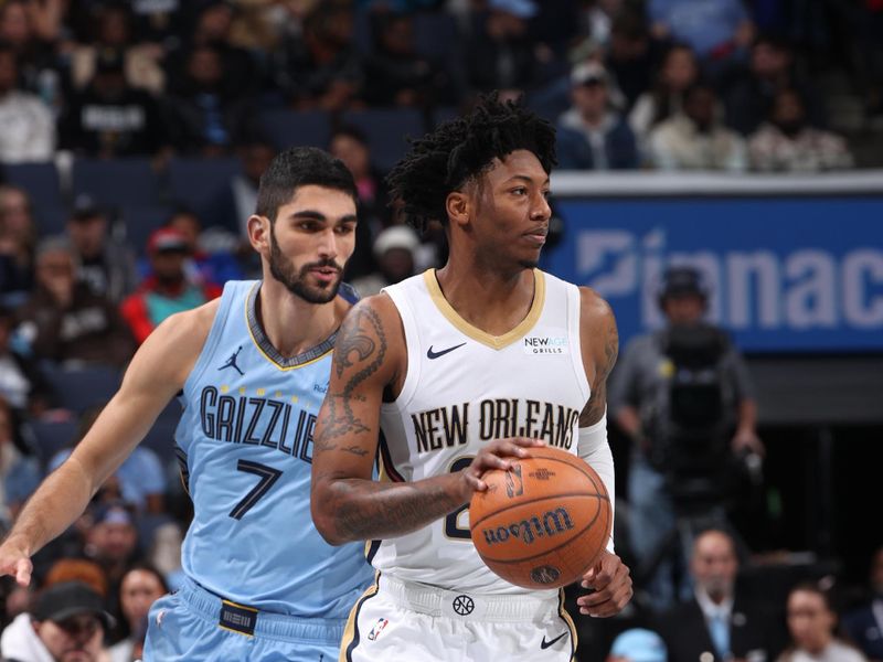 MEMPHIS, TN - NOVEMBER 29: Elfrid Payton #22 of the New Orleans Pelicans handles the ball during the game against the Memphis Grizzlies during the Emirates NBA Cup game on November 29, 2024 at FedExForum in Memphis, Tennessee. NOTE TO USER: User expressly acknowledges and agrees that, by downloading and or using this photograph, User is consenting to the terms and conditions of the Getty Images License Agreement. Mandatory Copyright Notice: Copyright 2024 NBAE (Photo by Joe Murphy/NBAE via Getty Images)