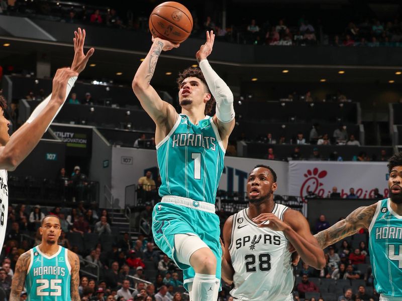 CHARLOTTE, NC - FEBUARY 15:  LaMelo Ball #1 of the Charlotte Hornets goes to the basket during the game on Febuary 15, 2023 at Spectrum Center in Charlotte, North Carolina. NOTE TO USER: User expressly acknowledges and agrees that, by downloading and or using this photograph, User is consenting to the terms and conditions of the Getty Images License Agreement. Mandatory Copyright Notice: Copyright 2023 NBAE (Photo by Kent Smith/NBAE via Getty Images)