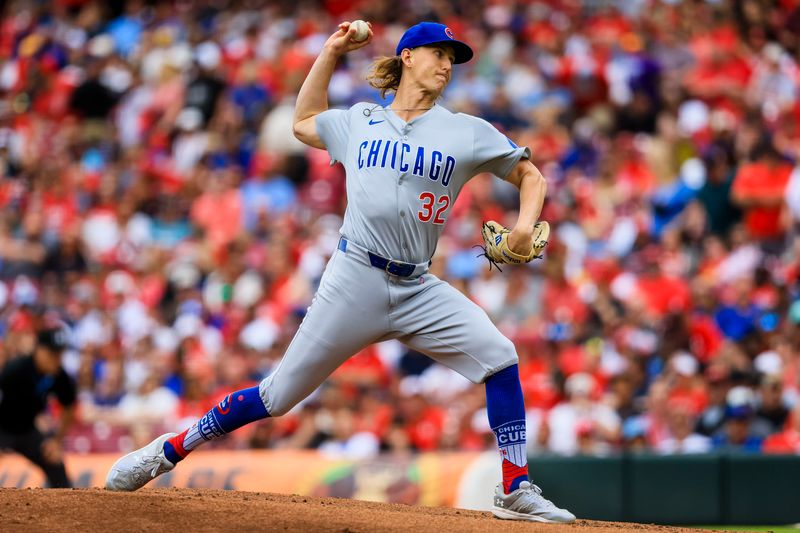 May 25, 2025; Cincinnati, Ohio, USA; Chicago Cubs starting pitcher Ben Brown (32) pitches against the Cincinnati Reds in the first inning at Great American Ball Park. Mandatory Credit: Katie Stratman-Imagn Images