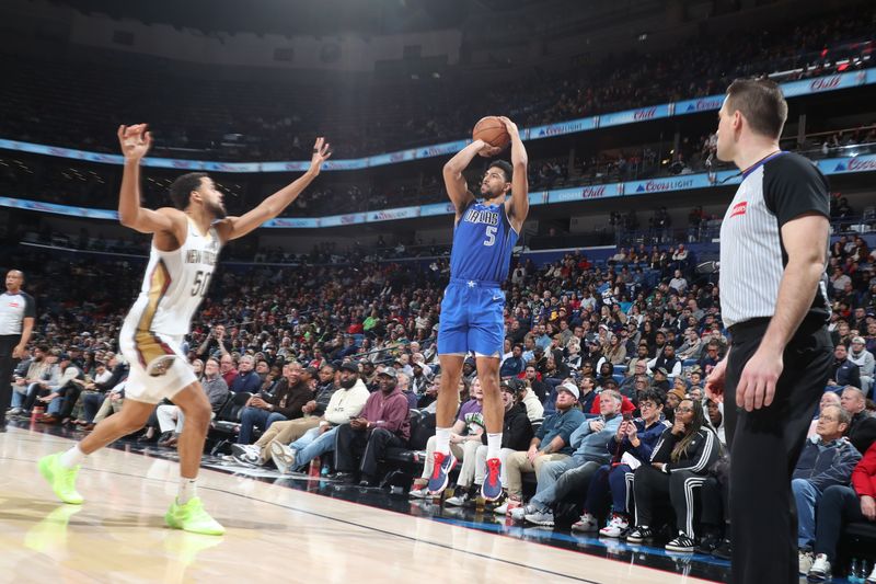 NEW ORLEANS, LA - JANUARY 15:  Quentin Grimes #5 of the Dallas Mavericks shoots a three point basket during the game on January 15, 2025 at the Smoothie King Center in New Orleans, Louisiana. NOTE TO USER: User expressly acknowledges and agrees that, by downloading and or using this Photograph, user is consenting to the terms and conditions of the Getty Images License Agreement. Mandatory Copyright Notice: Copyright 2025 NBAE (Photo by Layne Murdoch Jr./NBAE via Getty Images)