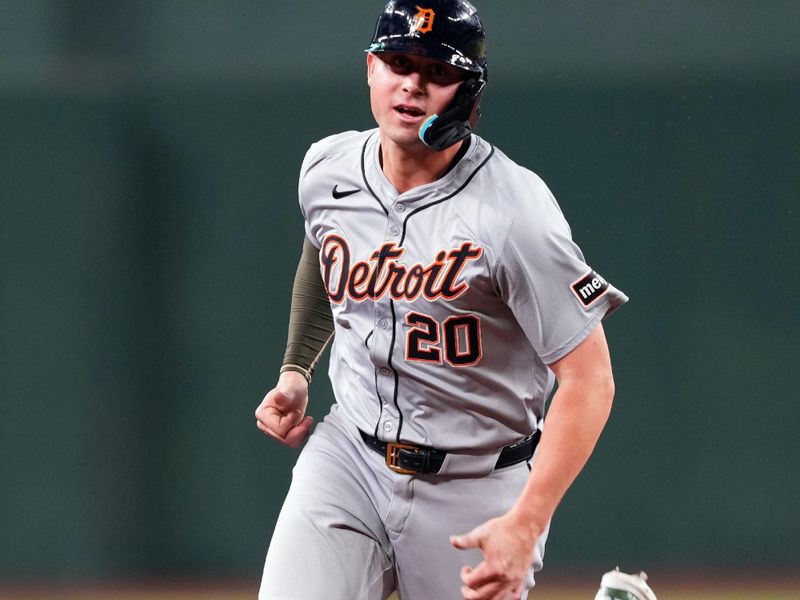 May 18, 2024; Phoenix, Arizona, USA; Detroit Tigers first base Spencer Torkelson (20) runs to third base against the Arizona Diamondbacks during the seventh inning at Chase Field. Mandatory Credit: Joe Camporeale-USA TODAY Sports