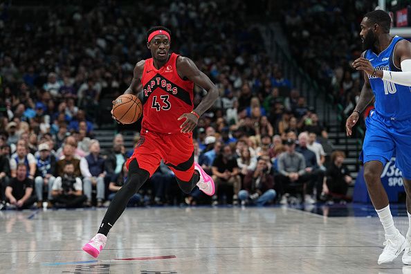 DALLAS, TX - NOVEMBER 8: Pascal Siakam #43 of the Toronto Raptors brings the ball up court against the Dallas Mavericks on November 8, 2023 at the American Airlines Center in Dallas, Texas. NOTE TO USER: User expressly acknowledges and agrees that, by downloading and or using this photograph, User is consenting to the terms and conditions of the Getty Images License Agreement. Mandatory Copyright Notice: Copyright 2023 NBAE (Photo by Glenn James/NBAE via Getty Images)