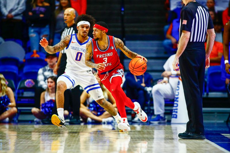 Feb 17, 2024; Boise, Idaho, USA; Fresno State Bulldogs guard Isaiah Hill (3) during the second half against the Boise State Broncos at ExtraMile Arena.Boise State defeats Fresno State 90-66.  Mandatory Credit: Brian Losness-USA TODAY Sports
