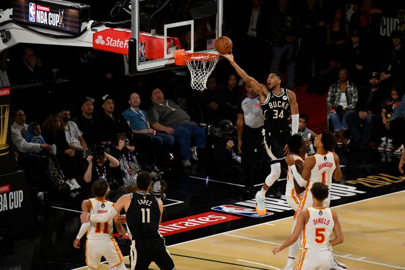 LAS VEGAS, NV - DECEMBER 14: Giannis Antetokounmpo #34 of the Milwaukee Bucks drives to the basket during the game against the Atlanta Hawks during the Emirates NBA Cup Semifinal game on December 14, 2024 at T-Mobile Arena in Las Vegas, Nevada. NOTE TO USER: User expressly acknowledges and agrees that, by downloading and/or using this Photograph, user is consenting to the terms and conditions of the Getty Images License Agreement. Mandatory Copyright Notice: Copyright 2024 NBAE (Photo by David Dow/NBAE via Getty Images)