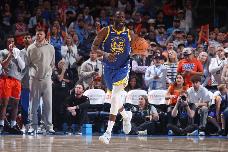 OKLAHOMA CITY, OK - NOVEMBER 10: Draymond Green #23 of the Golden State Warriors dribbles the ball during the game against the Oklahoma City Thunder on November 10, 2024 at Paycom Center in Oklahoma City, Oklahoma. NOTE TO USER: User expressly acknowledges and agrees that, by downloading and or using this photograph, User is consenting to the terms and conditions of the Getty Images License Agreement. Mandatory Copyright Notice: Copyright 2024 NBAE (Photo by Nathaniel S. Butler/NBAE via Getty Images)