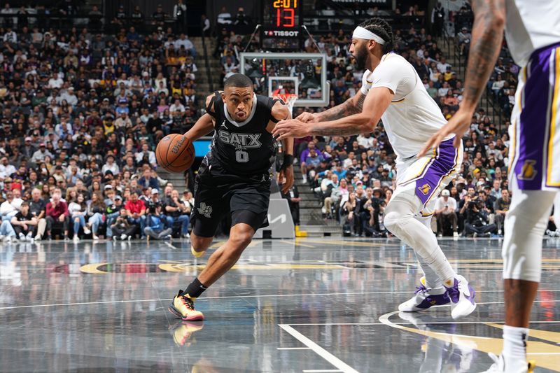 SAN ANTONIO, TX - NOVEMBER 15: Keldon Johnson #0 of the San Antonio Spurs drives to the basket during the game against the Los Angeles Lakers during the Emirates NBA Cup game on November 15, 2024 at the Frost Bank Center in San Antonio, Texas. NOTE TO USER: User expressly acknowledges and agrees that, by downloading and or using this photograph, user is consenting to the terms and conditions of the Getty Images License Agreement. Mandatory Copyright Notice: Copyright 2024 NBAE (Photos by Jesse D. Garrabrant/NBAE via Getty Images)