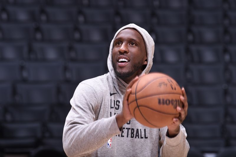 LOS ANGELES, CA - MARCH 6: Taurean Prince #12 of the Los Angeles Lakers warms up before the game against the Sacramento Kings on March 6, 2024 NBAE at Crypto.Com Arena in Los Angeles, California. NOTE TO USER: User expressly acknowledges and agrees that, by downloading and/or using this Photograph, user is consenting to the terms and conditions of the Getty Images License Agreement. Mandatory Copyright Notice: Copyright 2024 NBAE (Photo by Juan Ocampo/NBAE via Getty Images)