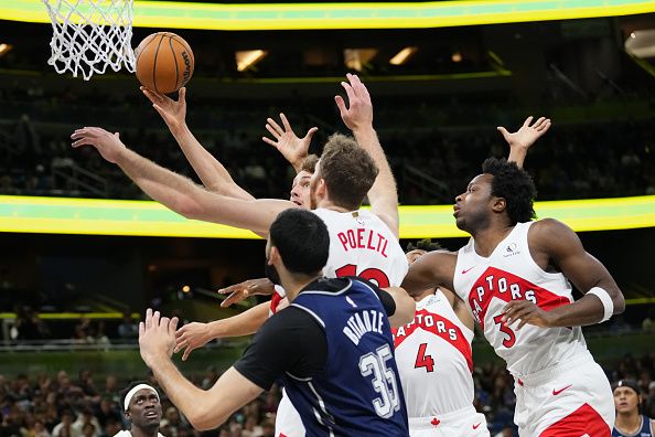 ORLANDO, FLORIDA - NOVEMBER 21: Franz Wagner #22 of the Orlando Magic shoots the ball against the Toronto Raptors during the first half of an NBA In-Season Tournament game at Amway Center on November 21, 2023 in Orlando, Florida. NOTE TO USER: User expressly acknowledges and agrees that, by downloading and or using this photograph, User is consenting to the terms and conditions of the Getty Images License Agreement. (Photo by Rich Storry/Getty Images)