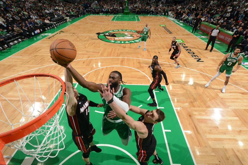 BOSTON, MA - APRIL 24: Jaylen Brown #7 of the Boston Celtics goes to the basket during the game against the Miami Heat during Round 1 Game 2 of the 2024 NBA Playoffs on April 24, 2024 at the TD Garden in Boston, Massachusetts. NOTE TO USER: User expressly acknowledges and agrees that, by downloading and or using this photograph, User is consenting to the terms and conditions of the Getty Images License Agreement. Mandatory Copyright Notice: Copyright 2024 NBAE  (Photo by Brian Babineau/NBAE via Getty Images)