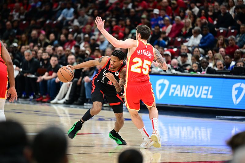 CHICAGO, IL - APRIL 1: Dalen Terry #25 of the Chicago Bulls dribbles the ball during the game against the Atlanta Hawks on April 1, 2024 at United Center in Chicago, Illinois. NOTE TO USER: User expressly acknowledges and agrees that, by downloading and or using this photograph, User is consenting to the terms and conditions of the Getty Images License Agreement. Mandatory Copyright Notice: Copyright 2024 NBAE (Photo by Adam Hagy/NBAE via Getty Images)