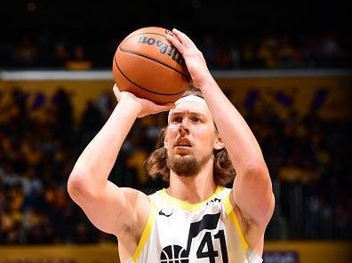 LOS ANGELES, CA - NOVEMBER 21:  Kelly Olynyk #41 of the Utah Jazz shoots a free throw during the game  during the in Season Tournament on November 21, 2023 at Crypto.Com Arena in Los Angeles, California. NOTE TO USER: User expressly acknowledges and agrees that, by downloading and/or using this Photograph, user is consenting to the terms and conditions of the Getty Images License Agreement. Mandatory Copyright Notice: Copyright 2023 NBAE (Photo by Adam Pantozzi/NBAE via Getty Images)