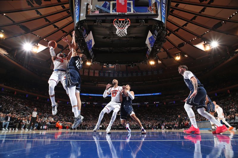 NEW YORK, NY - FEBRUARY 8: Josh Hart #3 of the New York Knicks shoots the ball during the game against the Dallas Mavericks on February 8, 2024 at Madison Square Garden in New York City, New York.  NOTE TO USER: User expressly acknowledges and agrees that, by downloading and or using this photograph, User is consenting to the terms and conditions of the Getty Images License Agreement. Mandatory Copyright Notice: Copyright 2024 NBAE  (Photo by Nathaniel S. Butler/NBAE via Getty Images)