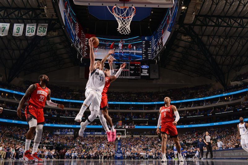 DALLAS, TX - APRIL 7: Luka Doncic #77 of the Dallas Mavericks shoots the ball during the game against the Houston Rockets on April 7, 2024 at the American Airlines Center in Dallas, Texas. NOTE TO USER: User expressly acknowledges and agrees that, by downloading and or using this photograph, User is consenting to the terms and conditions of the Getty Images License Agreement. Mandatory Copyright Notice: Copyright 2024 NBAE (Photo by Glenn James/NBAE via Getty Images)