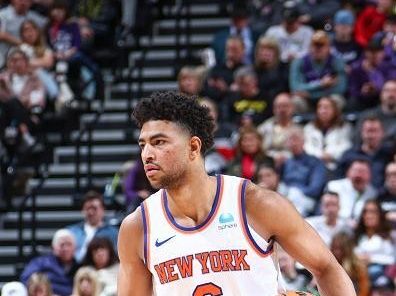 SALT LAKE CITY, UT - DECEMBER 13:  Quentin Grimes #6 of the New York Knicks handles the ball during the game  on December 13, 2023 at vivint.SmartHome Arena in Salt Lake City, Utah. NOTE TO USER: User expressly acknowledges and agrees that, by downloading and or using this Photograph, User is consenting to the terms and conditions of the Getty Images License Agreement. Mandatory Copyright Notice: Copyright 2023 NBAE (Photo by Melissa Majchrzak/NBAE via Getty Images)