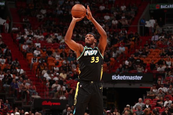 MIAMI, FL - DECEMBER 2: Isaiah Jackson #22 of the Indiana Pacers shoots a three point basket during the game against the Miami Heat on December 2, 2023 at Kaseya Center in Miami, Florida. NOTE TO USER: User expressly acknowledges and agrees that, by downloading and or using this Photograph, user is consenting to the terms and conditions of the Getty Images License Agreement. Mandatory Copyright Notice: Copyright 2023 NBAE (Photo by Issac Baldizon/NBAE via Getty Images)