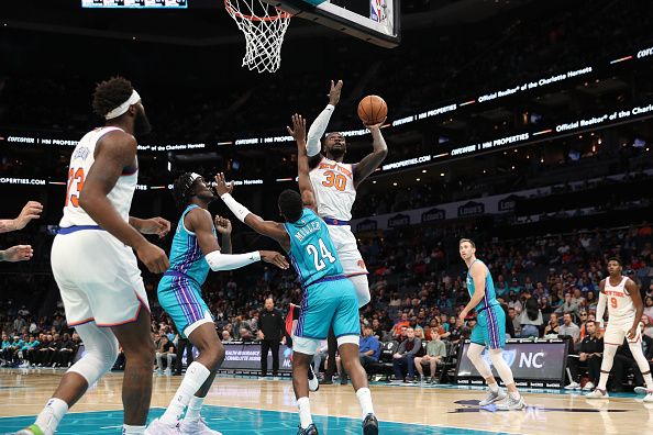 CHARLOTTE, NC - NOVEMBER 18: Julius Randle #30 of the New York Knicks drives to the basket during the game against the Charlotte Hornets on November 18, 2023 at Spectrum Center in Charlotte, North Carolina. NOTE TO USER: User expressly acknowledges and agrees that, by downloading and or using this photograph, User is consenting to the terms and conditions of the Getty Images License Agreement. Mandatory Copyright Notice: Copyright 2023 NBAE (Photo by Brock Williams-Smith/NBAE via Getty Images)