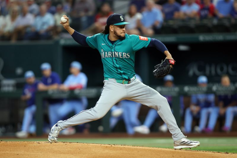 Mariners' Randy Arozarena Prepares to Face Rangers at T-Mobile Park