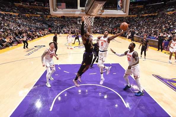 LOS ANGELES, CA - DECEMBER 18:  RJ Barrett #9 of the New York Knicks goes to the basket during the game on December 18, 2023 at Crypto.Com Arena in Los Angeles, California. NOTE TO USER: User expressly acknowledges and agrees that, by downloading and/or using this Photograph, user is consenting to the terms and conditions of the Getty Images License Agreement. Mandatory Copyright Notice: Copyright 2023 NBAE (Photo by Adam Pantozzi/NBAE via Getty Images)