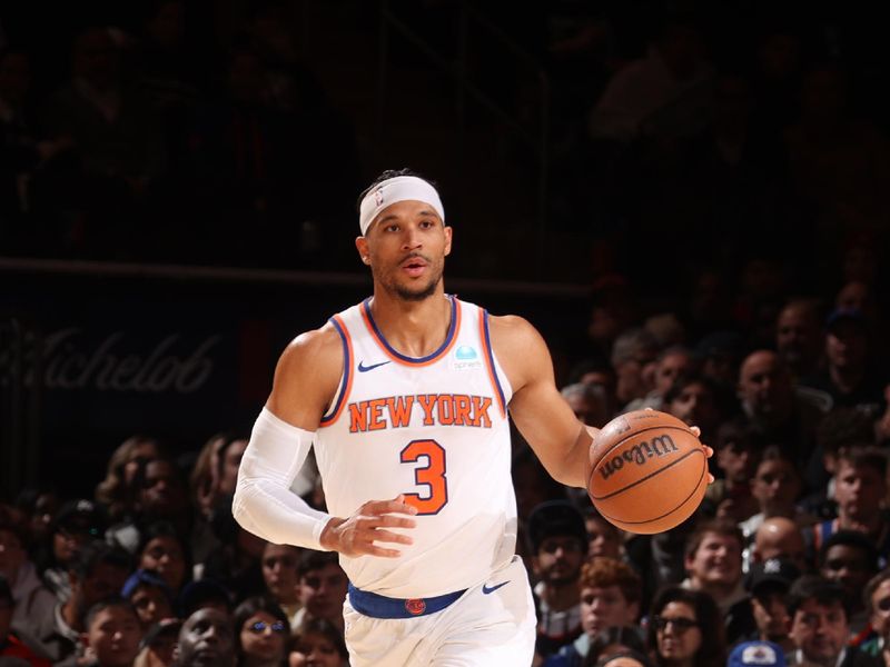 NEW YORK, NY - JANUARY 3: Josh Hart #3 of the New York Knicks brings the ball up court against the Sacramento Kings on January 3, 2024 at Madison Square Garden in New York City, New York.  NOTE TO USER: User expressly acknowledges and agrees that, by downloading and or using this photograph, User is consenting to the terms and conditions of the Getty Images License Agreement. Mandatory Copyright Notice: Copyright 2024 NBAE  (Photo by Nathaniel S. Butler/NBAE via Getty Images)