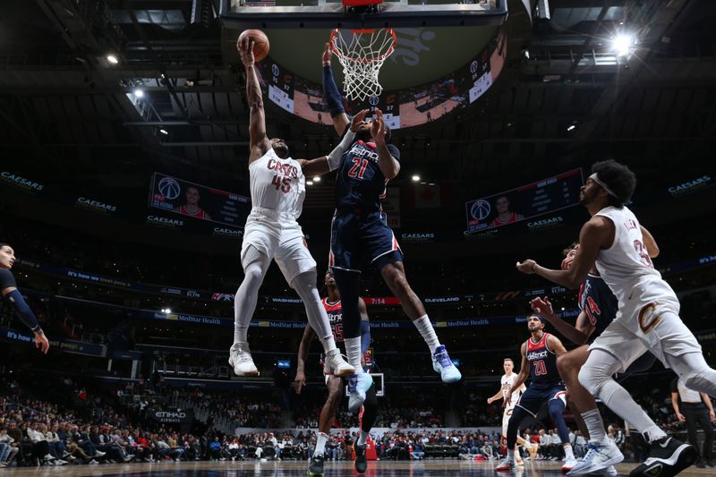 WASHINGTON, DC -? FEBRUARY 7: Daniel Gafford #21 of the Washington Wizards blocks the shot by Donovan Mitchell #45 of the Cleveland Cavaliers during the game on February 7, 2024 at Capital One Arena in Washington, DC. NOTE TO USER: User expressly acknowledges and agrees that, by downloading and or using this Photograph, user is consenting to the terms and conditions of the Getty Images License Agreement. Mandatory Copyright Notice: Copyright 2024 NBAE (Photo by Stephen Gosling/NBAE via Getty Images)