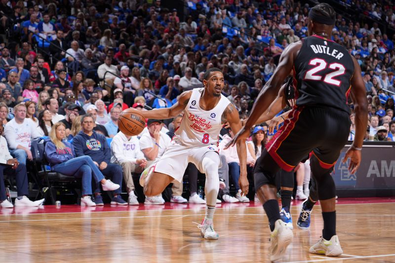 PHILADELPHIA, PA - APRIL 6: De'Anthony Melton #8 of the Philadelphia 76ers dribbles the ball during the game against the Miami Heat on April 6, 2023 at the Wells Fargo Center in Philadelphia, Pennsylvania NOTE TO USER: User expressly acknowledges and agrees that, by downloading and/or using this Photograph, user is consenting to the terms and conditions of the Getty Images License Agreement. Mandatory Copyright Notice: Copyright 2023 NBAE (Photo by Jesse D. Garrabrant/NBAE via Getty Images)