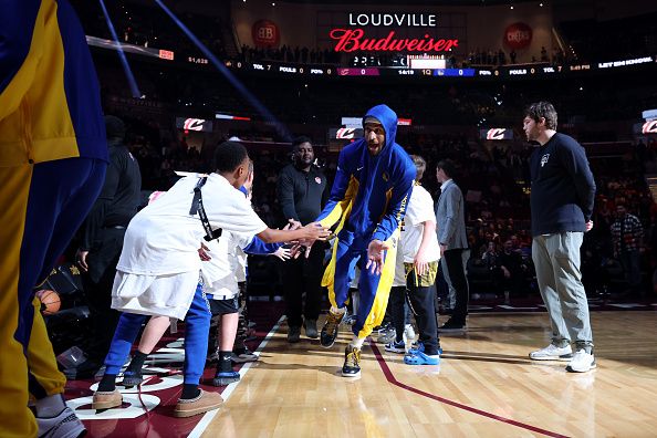 CLEVELAND, OH - NOVEMBER 5: Gary Payton II #0 of the Golden State Warriors arrives to the arena before the game against the Cleveland Cavaliers on November 5, 2023 at Rocket Mortgage FieldHouse in Cleveland, Ohio. NOTE TO USER: User expressly acknowledges and agrees that, by downloading and/or using this Photograph, user is consenting to the terms and conditions of the Getty Images License Agreement. Mandatory Copyright Notice: Copyright 2023 NBAE (Photo by Lauren Leigh Bacho/NBAE via Getty Images)