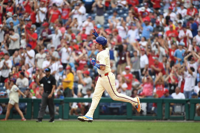 Aug 18, 2024; Philadelphia, Pennsylvania, USA; Philadelphia Phillies second base Bryson Stott (5) runs the bases after hitting a home run during the sixth inning against the Washington Nationals at Citizens Bank Park. Mandatory Credit: Eric Hartline-USA TODAY Sports