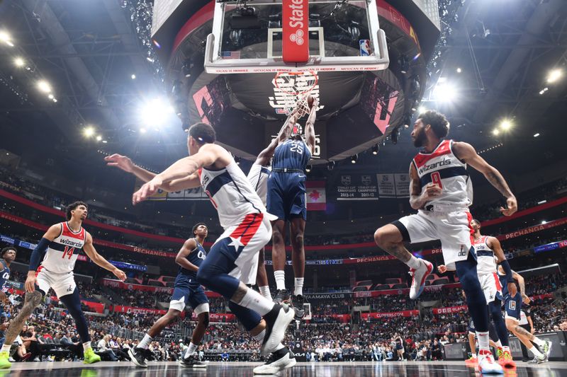 LOS ANGELES, CA - MARCH 1: Moussa Diabate #25 of the LA Clippers  dunks the ball during the game against the Washington Wizards on March 1, 2024 at Crypto.Com Arena in Los Angeles, California. NOTE TO USER: User expressly acknowledges and agrees that, by downloading and/or using this Photograph, user is consenting to the terms and conditions of the Getty Images License Agreement. Mandatory Copyright Notice: Copyright 2024 NBAE (Photo by Adam Pantozzi/NBAE via Getty Images)