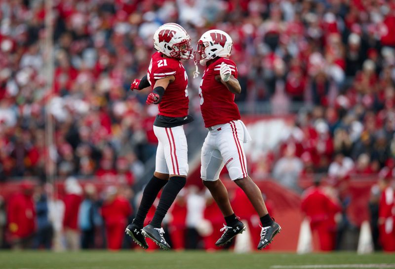 Wisconsin Badgers Set to Clash with Illinois Fighting Illini: Kevin Heywood Leads the Charge