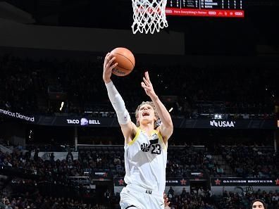 SAN ANTONIO, TX - DECEMBER 26: Lauri Markkanen #23 of the Utah Jazz drives to the basket during the game against the San Antonio Spurs on December 26, 2023 at the Frost Bank Center in San Antonio, Texas. NOTE TO USER: User expressly acknowledges and agrees that, by downloading and or using this photograph, user is consenting to the terms and conditions of the Getty Images License Agreement. Mandatory Copyright Notice: Copyright 2023 NBAE (Photos by Michael Gonzales/NBAE via Getty Images)