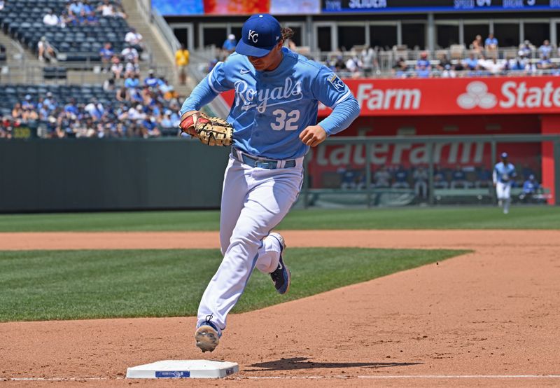 Jul 2, 2023; Kansas City, Missouri, USA;  Kansas City Royals first baseman Nick Pratto (32) runs to first base for the force out in the fourth inning against the Los Angeles Dodgers at Kauffman Stadium. Mandatory Credit: Peter Aiken-USA TODAY Sports