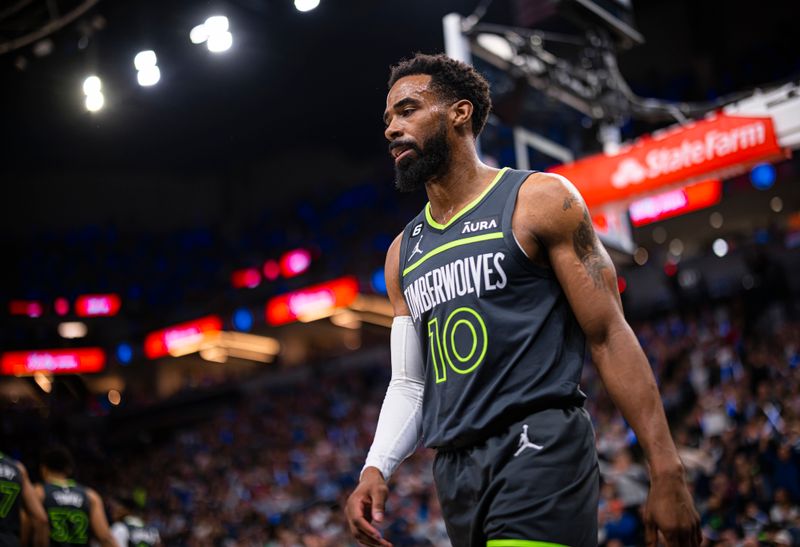 NEW ORLEANS, LA - APRIL 12: Mike Conley #10 of the Minnesota Timberwolves looks on during the game against the Oklahoma City Thunder during the 2023 Play-In Tournament on April 12, 2023 at the Smoothie King Center in New Orleans, Louisiana. NOTE TO USER: User expressly acknowledges and agrees that, by downloading and or using this Photograph, user is consenting to the terms and conditions of the Getty Images License Agreement. Mandatory Copyright Notice: Copyright 2023 NBAE (Photo by Zach Beeker/NBAE via Getty Images)