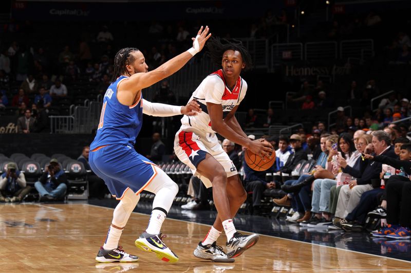 WASHINGTON, DC -? OCTOBER 18: Bub Carrington #8 of the Washington Wizards looks to pass the ball during the game against the New York Knicks on October 18, 2024 at Capital One Arena in Washington, DC. NOTE TO USER: User expressly acknowledges and agrees that, by downloading and or using this Photograph, user is consenting to the terms and conditions of the Getty Images License Agreement. Mandatory Copyright Notice: Copyright 2024 NBAE (Photo by Stephen Gosling/NBAE via Getty Images)