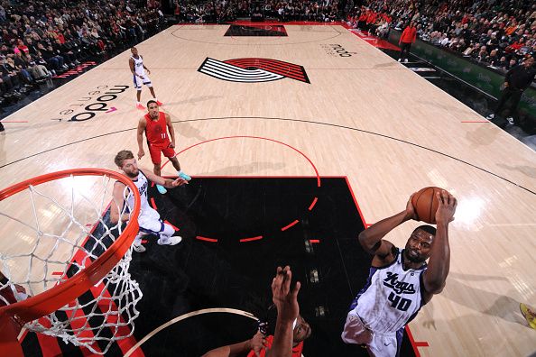 PORTLAND, OR - DECEMBER 26: Harrison Barnes #40 of the Sacramento Kings shoots the ball during the game against the Portland Trail Blazers on December 26, 2023 at the Moda Center Arena in Portland, Oregon. NOTE TO USER: User expressly acknowledges and agrees that, by downloading and or using this photograph, user is consenting to the terms and conditions of the Getty Images License Agreement. Mandatory Copyright Notice: Copyright 2023 NBAE (Photo by Cameron Browne/NBAE via Getty Images)