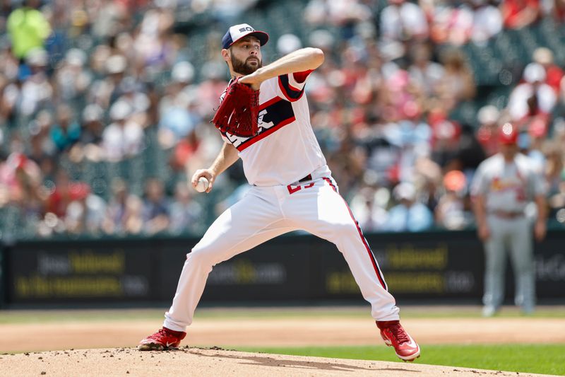 Jul 9, 2023; Chicago, Illinois, USA; Chicago White Sox starting pitcher Lucas Giolito (27) delivers a pitch against the St. Louis Cardinals during the first inning at Guaranteed Rate Field. Mandatory Credit: Kamil Krzaczynski-USA TODAY Sports