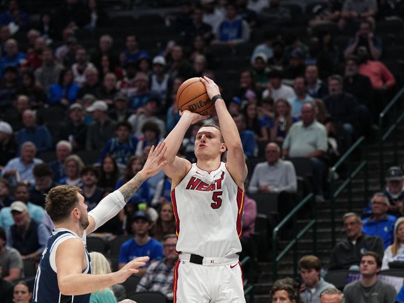 DALLAS, TX - MARCH 7: Nikola Jovic #5 of the Miami Heat shoots the ball during the game against the Dallas Mavericks on March 7, 2024 at the American Airlines Center in Dallas, Texas. NOTE TO USER: User expressly acknowledges and agrees that, by downloading and or using this photograph, User is consenting to the terms and conditions of the Getty Images License Agreement. Mandatory Copyright Notice: Copyright 2024 NBAE (Photo by Glenn James/NBAE via Getty Images)