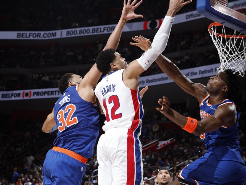 DETROIT, MI - APRIL 27: Tobias Harris #12 of the Detroit Pistons drives to the basket during the game against the New York Knicks during Round 1 Game 4 of the 2025 NBA Playoffs on April 27, 2025 at Little Caesars Arena in Detroit, Michigan. NOTE TO USER: User expressly acknowledges and agrees that, by downloading and/or using this photograph, User is consenting to the terms and conditions of the Getty Images License Agreement. Mandatory Copyright Notice: Copyright 2025 NBAE (Photo by Brian Sevald/NBAE via Getty Images)