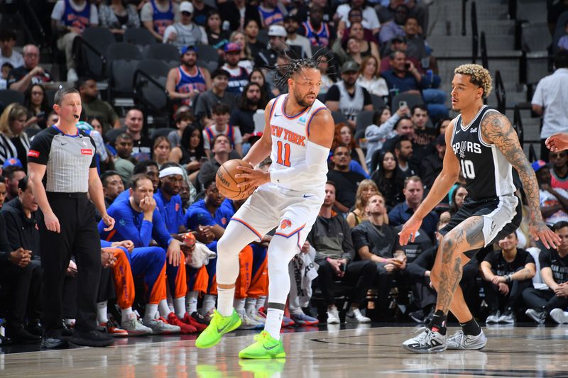 SAN ANTONIO, TX - MARCH 29: Jalen Brunson #11 of the New York Knicks handles the ball during the game against the San Antonio Spurs on March 29, 2024 at the Frost Bank Center in San Antonio, Texas. NOTE TO USER: User expressly acknowledges and agrees that, by downloading and or using this photograph, user is consenting to the terms and conditions of the Getty Images License Agreement. Mandatory Copyright Notice: Copyright 2024 NBAE (Photos by Michael Gonzales/NBAE via Getty Images)