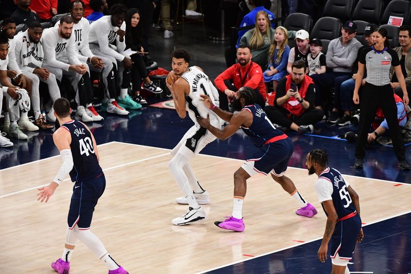 LA Clippers Overcome Spurs in a Riveting Showdown at Intuit Dome