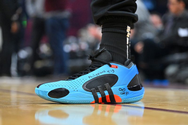 CLEVELAND, OHIO - NOVEMBER 25: The shoes of Donovan Mitchell #45 of the Cleveland Cavaliers prior to the game against the Los Angeles Lakers at Rocket Mortgage Fieldhouse on November 25, 2023 in Cleveland, Ohio. NOTE TO USER: User expressly acknowledges and agrees that, by downloading and or using this photograph, User is consenting to the terms and conditions of the Getty Images License Agreement. (Photo by Jason Miller/Getty Images)