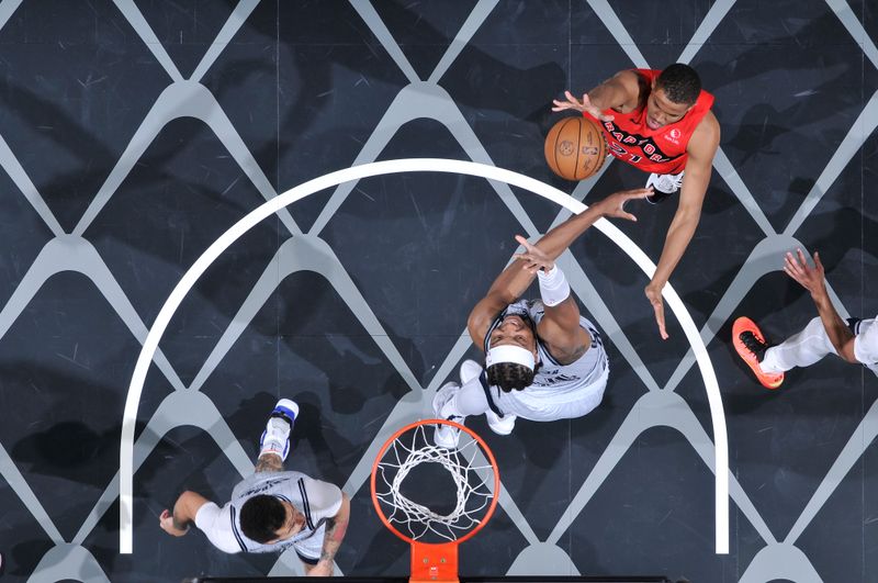 ORLANDO, FL - MARCH 2: Orlando Robinson #21 of the Toronto Raptors shoots the ball during the game against the Orlando Magic on March 2, 2025 at Kia Center in Orlando, Florida. NOTE TO USER: User expressly acknowledges and agrees that, by downloading and or using this photograph, User is consenting to the terms and conditions of the Getty Images License Agreement. Mandatory Copyright Notice: Copyright 2025 NBAE (Photo by Fernando Medina/NBAE via Getty Images)