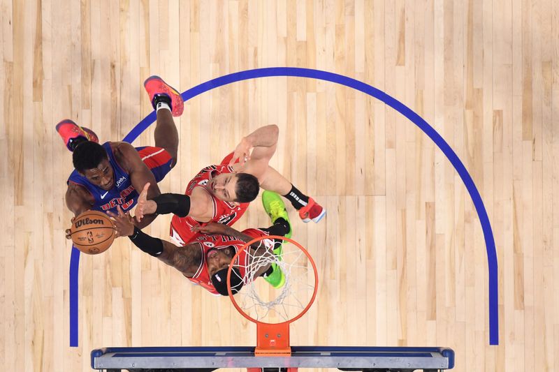 DETROIT, MI - APRIL 11: Jalen Duren #0 of the Detroit Pistons shoots the ball during the game against the Chicago Bulls on April 11, 2024 at Little Caesars Arena in Detroit, Michigan. NOTE TO USER: User expressly acknowledges and agrees that, by downloading and/or using this photograph, User is consenting to the terms and conditions of the Getty Images License Agreement. Mandatory Copyright Notice: Copyright 2024 NBAE (Photo by Chris Schwegler/NBAE via Getty Images)